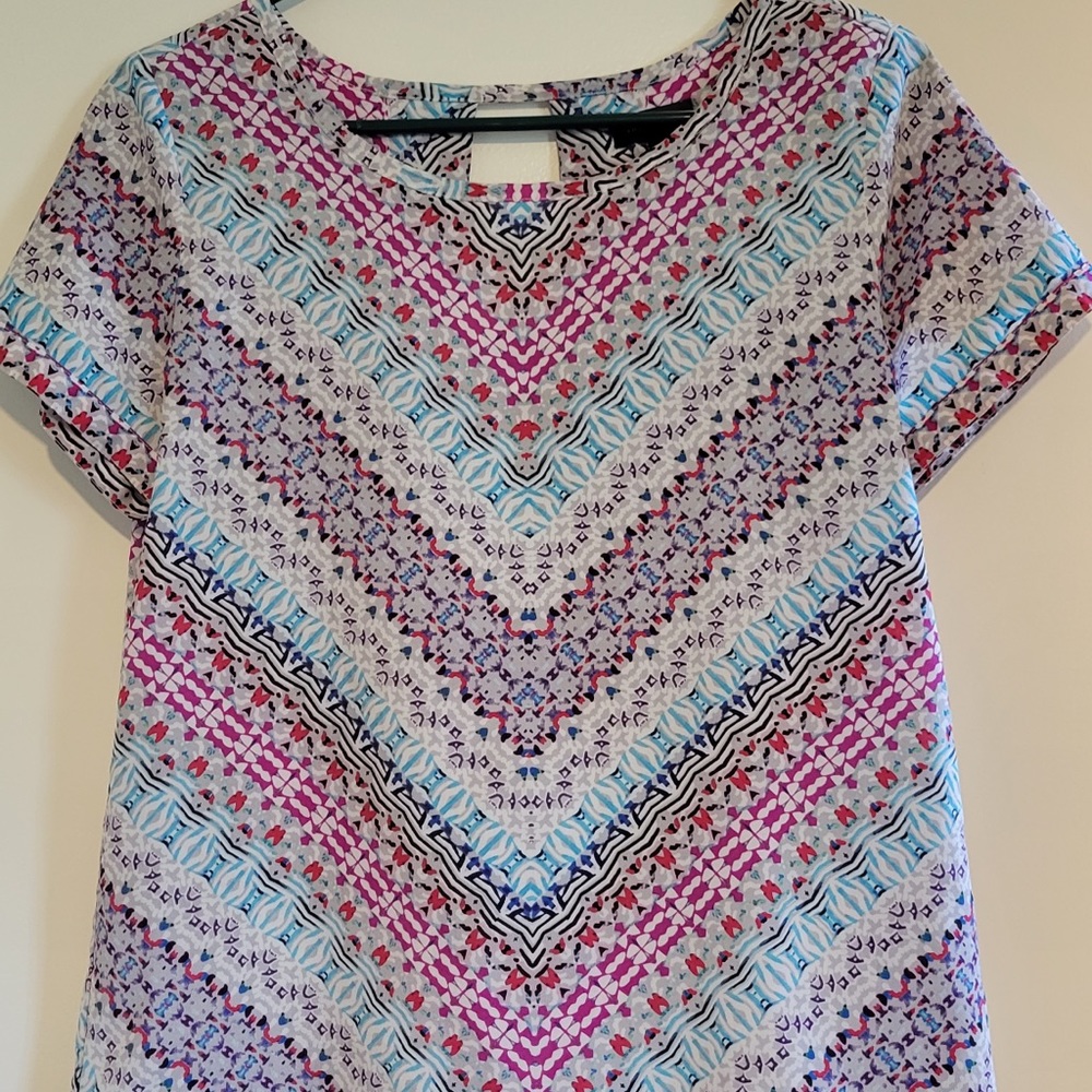 The Limited colorful top size small